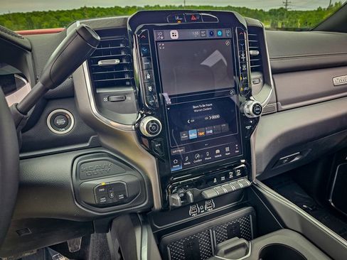 New 2026 RAM 2500 Laramie w/ Night Edition AWD/4WD image 27