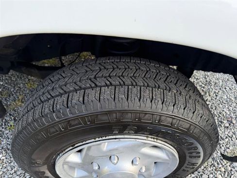 Used 2014 Ford E-150 and Econoline 150 w/ Power Group image 38