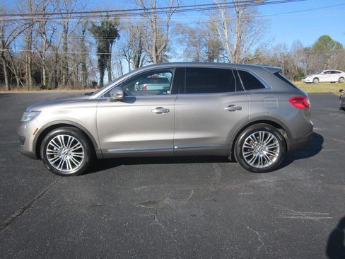Used 2016 Lincoln MKX Reserve w/ Technology Package image 1