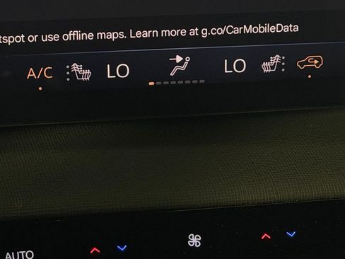 Used 2025 Buick Enclave Preferred image 19