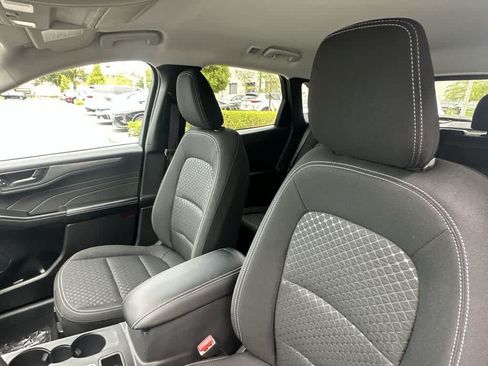 Used 2025 Ford Escape Active w/ Tech Pack #1 AWD/4WD image 21