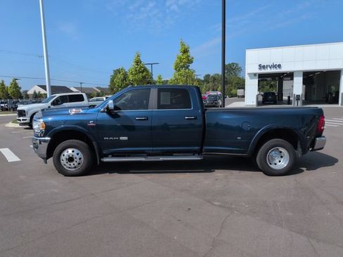 Used 2022 RAM 3500 Limited w/ Max Tow Package AWD/4WD image 2