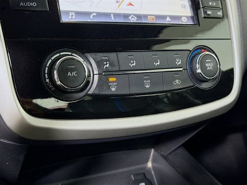 Used 2018 Nissan Altima 2.5 SR w/ SR Special Edition FWD image 8