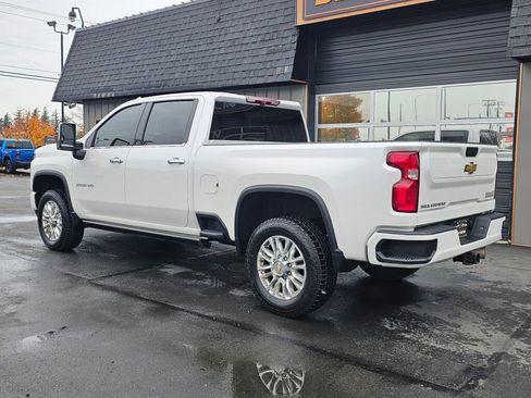 Used 2023 Chevrolet Silverado 3500 High Country AWD/4WD image 7