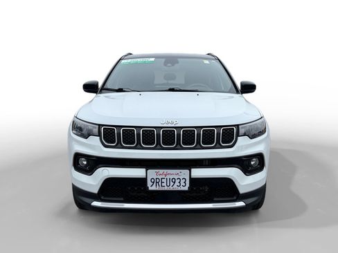 Used 2023 Jeep Compass Limited image 8