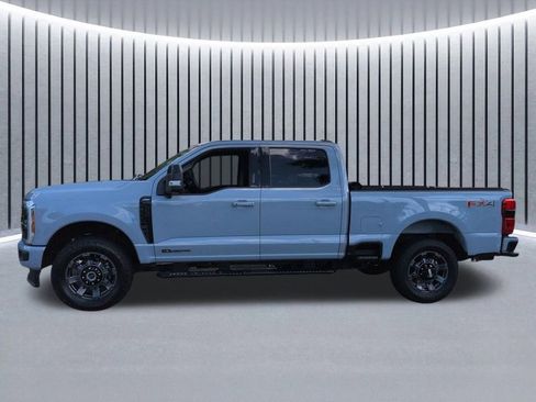 Used 2024 Ford F250 Lariat w/ Sport Appearance Package image 8