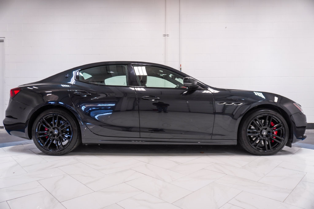 Used 2023 Maserati Ghibli Modena RWD image 34