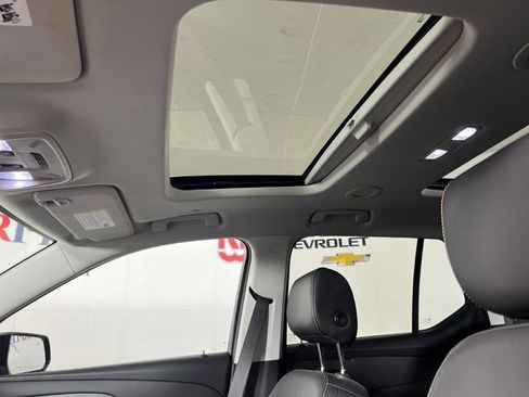 Used 2020 Chevrolet Traverse Premier w/ Redline Edition FWD image 21