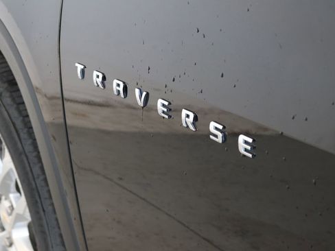 Used 2021 Chevrolet Traverse LT AWD/4WD image 16