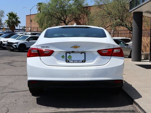 Used 2023 Chevrolet Malibu LT FWD image 11