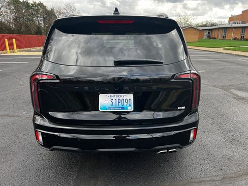 Used 2025 Kia Telluride AWD image 8