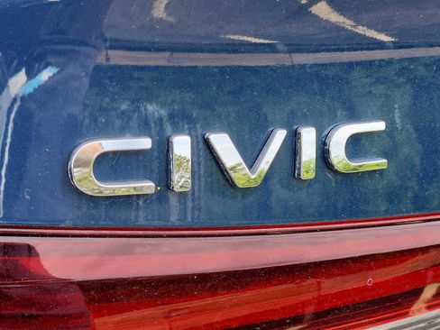 Certified 2025 Honda Civic LX image 29