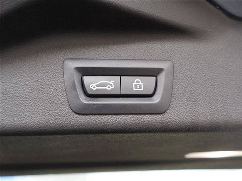 Used 2020 BMW X5 xDrive40i w/ M Sport Package AWD/4WD image 7