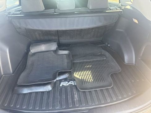 Used 2024 Toyota RAV4 LE image 7