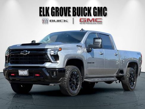 Used 2025 Chevrolet Silverado 2500 LT w/ Trail Boss Package AWD/4WD image 8