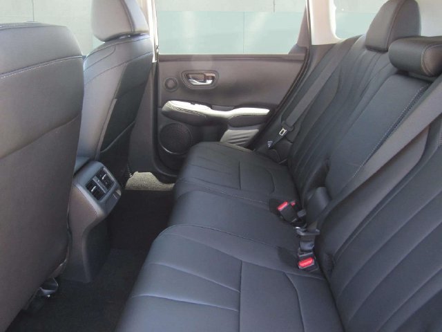 Certified 2025 Acura ADX AWD image 12
