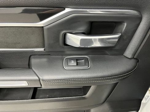 Used 2019 RAM 3500 Laramie AWD/4WD image 38