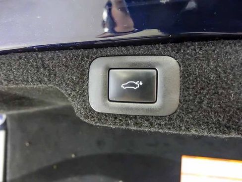 Used 2022 Lexus LS 500 AWD w/ Interior Upgrade Package image 25