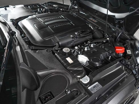 Used 2015 Jaguar F-TYPE S RWD image 38