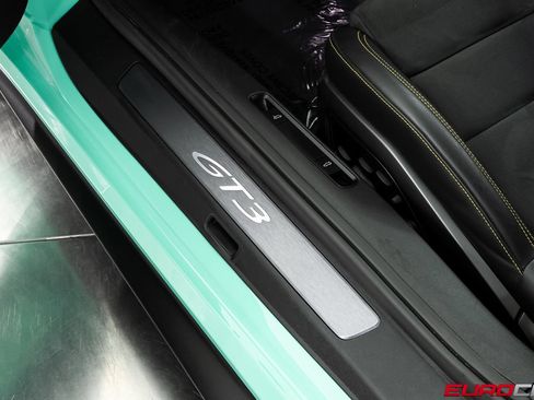 Used 2022 Porsche 911 GT3 RWD image 46