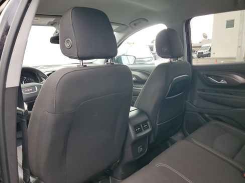 Used 2022 GMC Terrain SLE w/ Driver Convenience Package image 13