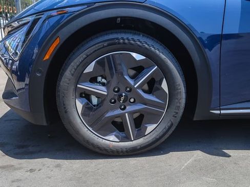 New 2025 Kia EV6 Light w/ Light LR Technology Package image 26