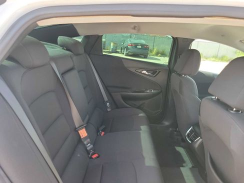 Used 2024 Chevrolet Malibu LT FWD image 17