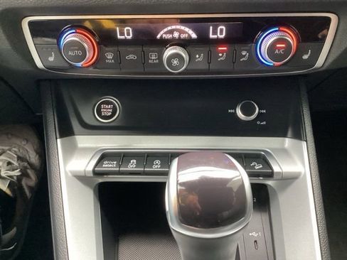 Used 2023 Audi Q3 2.0T Premium image 20