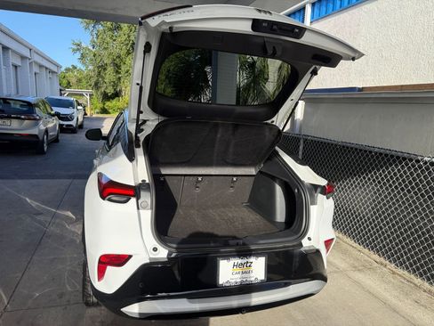 Used 2025 Buick Envista Sport Touring image 31