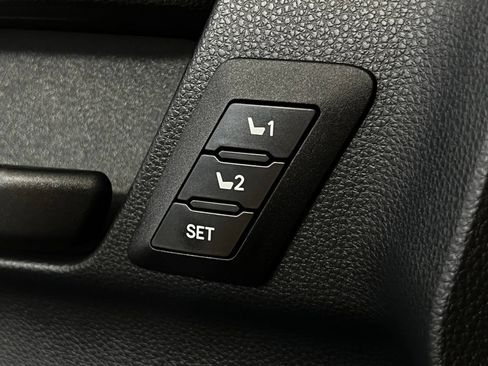 Used 2026 Toyota 4Runner TRD Off-Road Premium AWD/4WD image 15