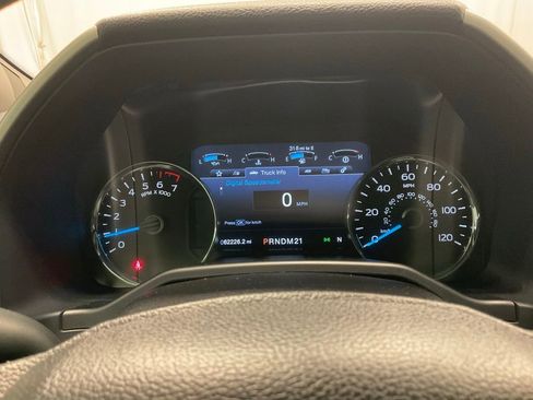 Used 2016 Ford F150 Lariat AWD/4WD image 7