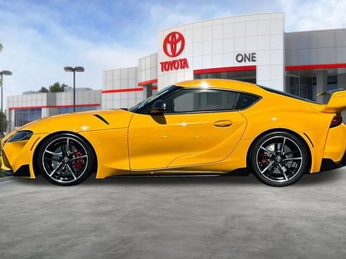 Used 2021 Toyota Supra Premium w/ Driver Assist Package RWD image 8