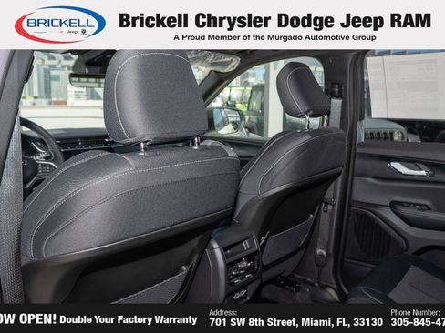 New 2026 Jeep Grand Cherokee Laredo X AWD/4WD image 18