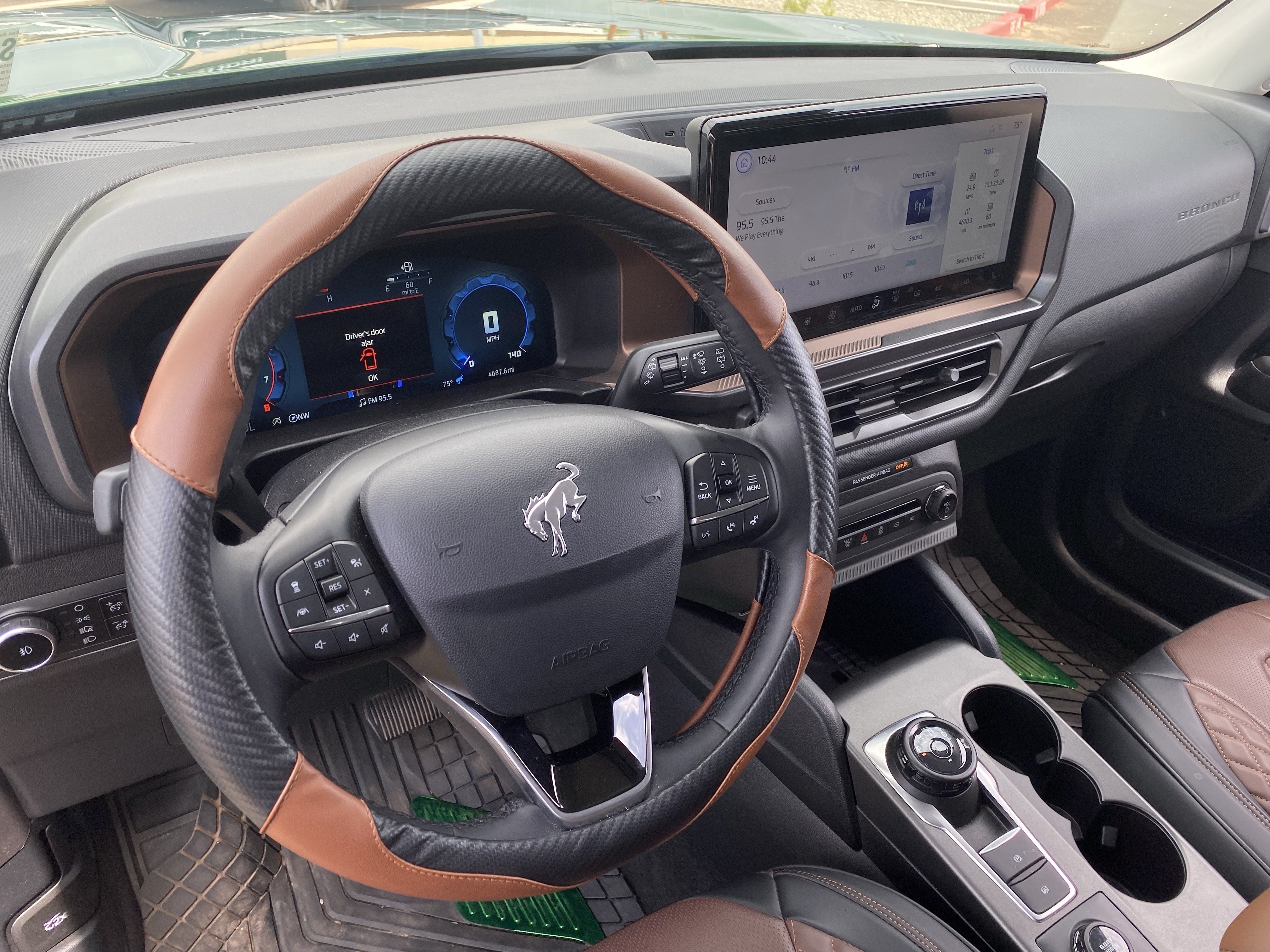 Used 2025 Ford Bronco Sport Outer Banks AWD/4WD image 18