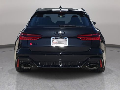 New 2026 Audi RS 6 performance image 4