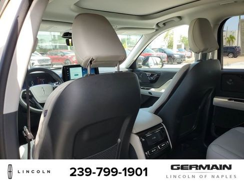 New 2025 Lincoln Aviator Premiere w/ Equipment Group 101A image 21