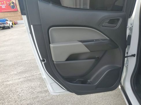 Used 2022 Chevrolet Colorado W/T w/ WT Convenience Package image 15