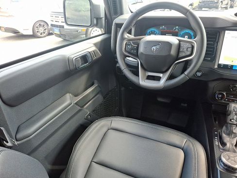 New 2025 Ford Bronco Badlands image 34