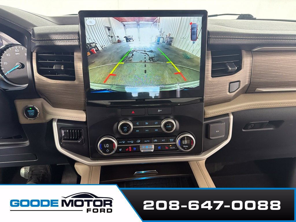 Used 2023 Ford Expedition Limited AWD/4WD image 16