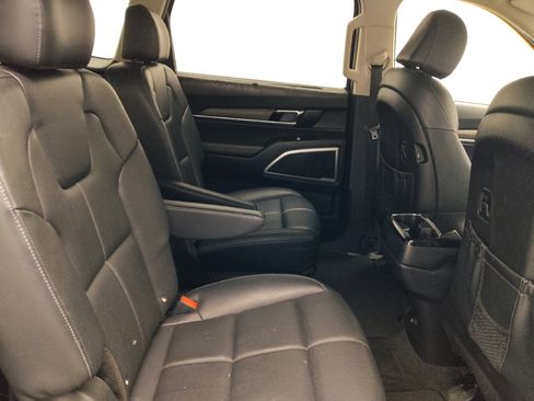 Used 2022 Kia Telluride EX w/ EX Premium Package image 19