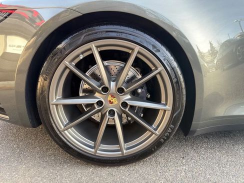 Used 2024 Porsche 911 Carrera image 31