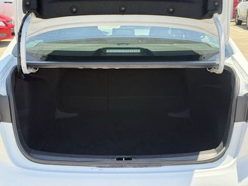 Used 2024 Toyota Corolla LE FWD image 32