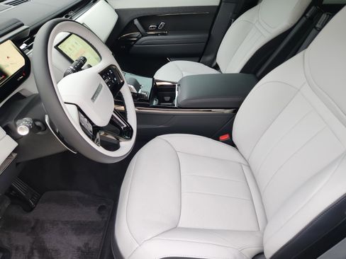 New 2026 Land Rover Range Rover Sport Dynamic SE AWD/4WD image 8