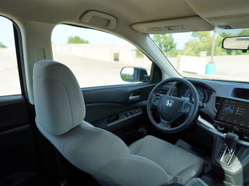 Used 2016 Honda CR-V LX image 34