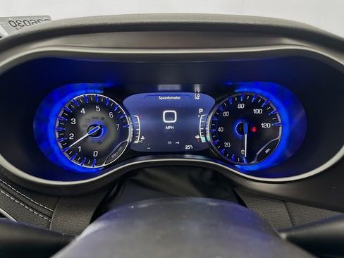 New 2026 Chrysler Pacifica Select image 11