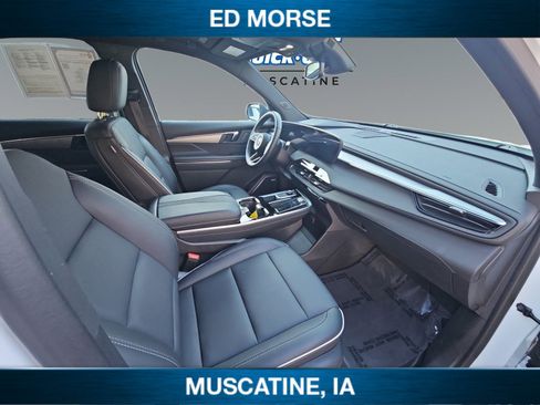 Used 2025 Buick Enclave Preferred image 16