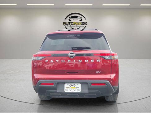 Used 2022 Nissan Pathfinder SV image 6