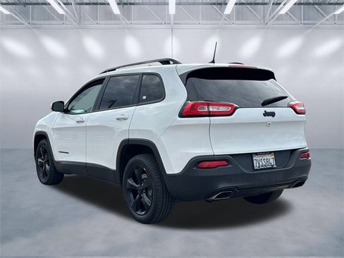 Used 2017 Jeep Cherokee High Altitude image 4