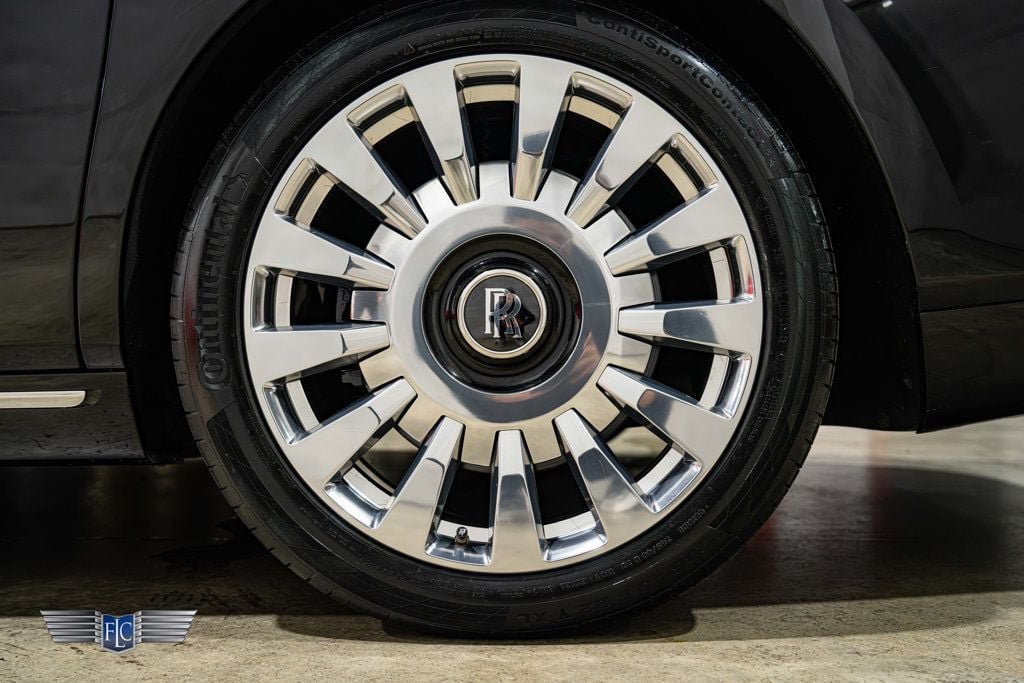 Used 2020 Rolls-Royce Phantom Extended Wheelbase RWD image 16