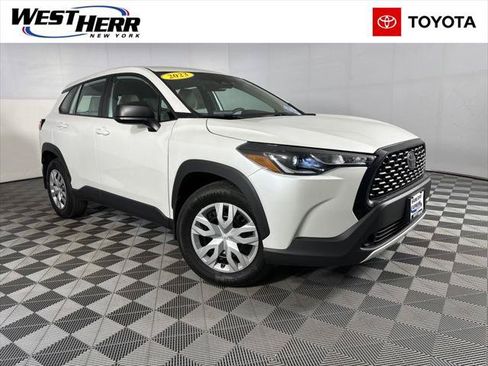 Certified 2023 Toyota Corolla Cross L AWD/4WD image 1